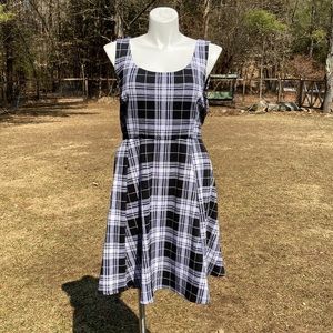 Torrid black and white fit and flare plaid dress size 2X